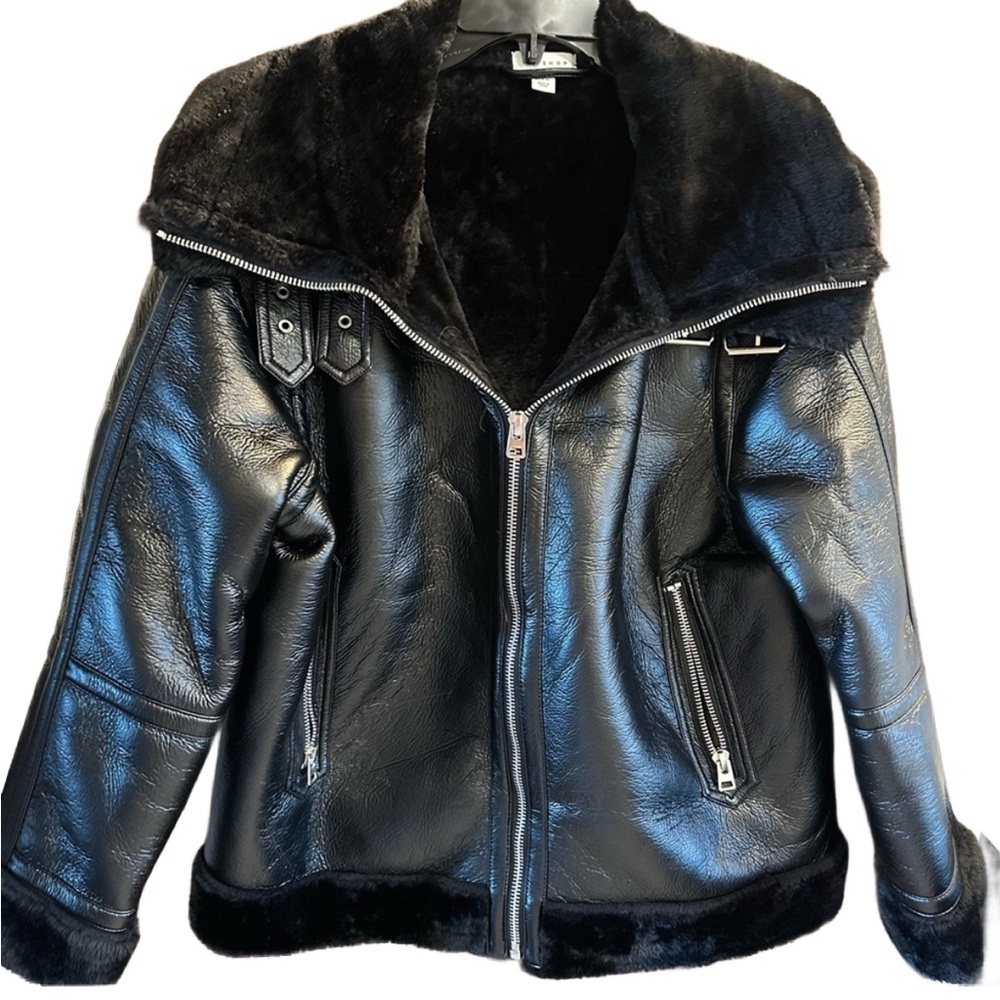 NWOT - Faux Leather/Fur
Topshop Bomber Jacket